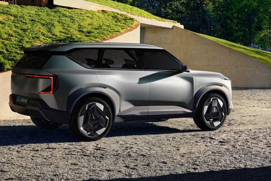 Kia EV5 WKNDR Tanıtıldı: Outdoor/Kamp Odaklı Elektrikli SUV Konsepti Üretime Göz Kırpıyor